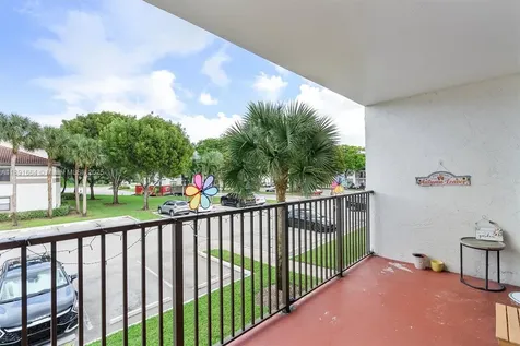 510 S Park Road Hollywood FL 33021