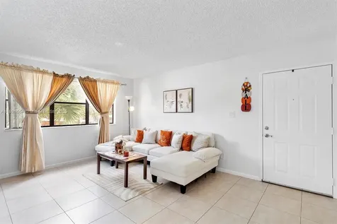 510 S Park Road Hollywood FL 33021