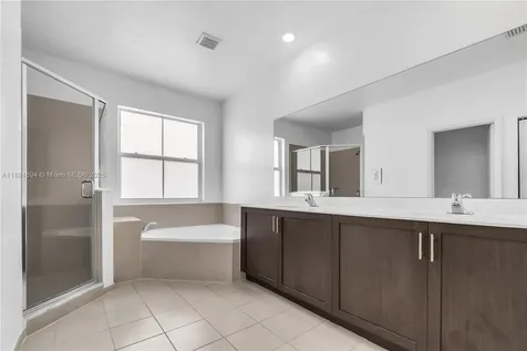 1412 SE 27th Terrace Homestead FL 33035