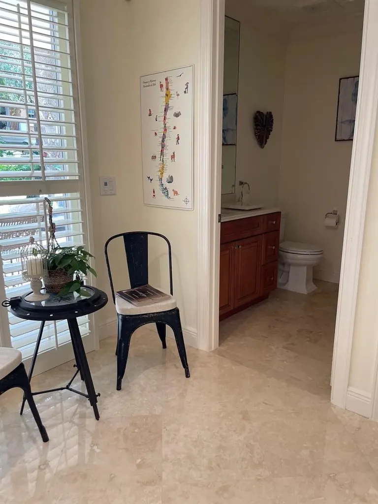 5565 NE Trieste Way Boca Raton FL 33487