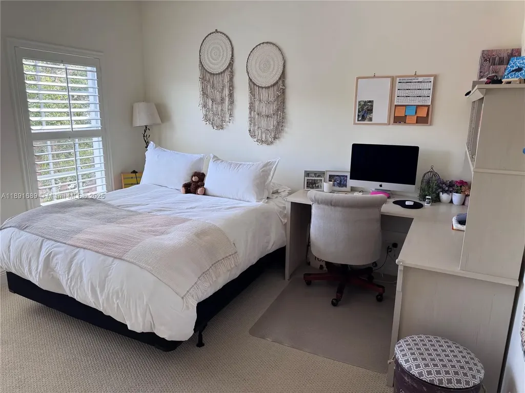 5565 NE Trieste Way Boca Raton FL 33487