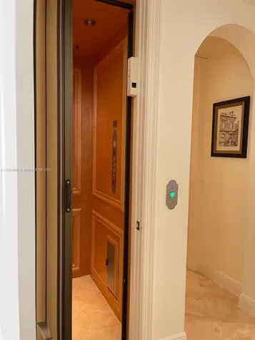 5565 NE Trieste Way Boca Raton FL 33487