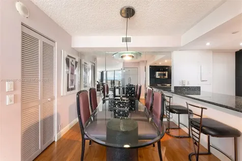 1000 Quayside Terrace Miami FL 33138