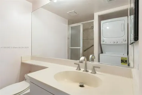 1000 Quayside Terrace Miami FL 33138