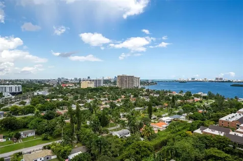 1000 Quayside Terrace Miami FL 33138