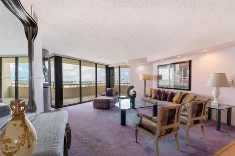 1000 Quayside Terrace Miami FL 33138