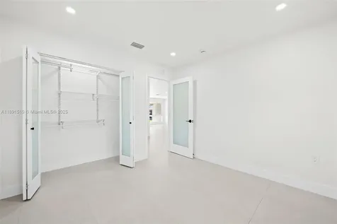 3333 Roosevelt Street Hollywood FL 33021