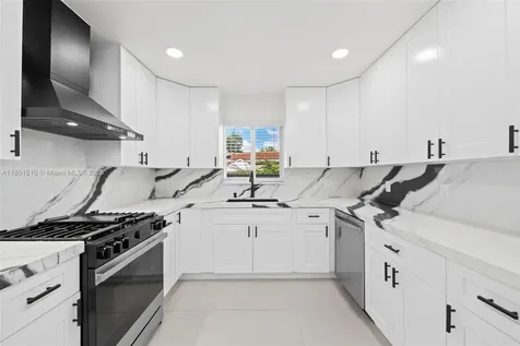 3333 Roosevelt Street Hollywood FL 33021