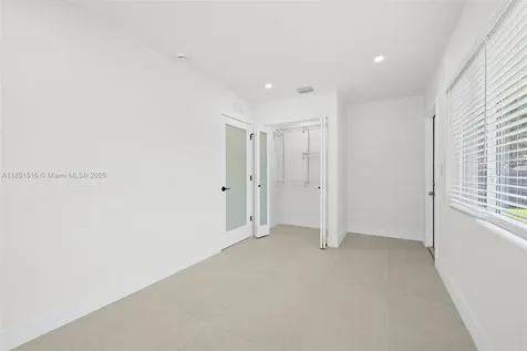 3333 Roosevelt Street Hollywood FL 33021
