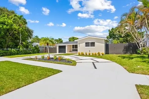 3333 Roosevelt Street Hollywood FL 33021