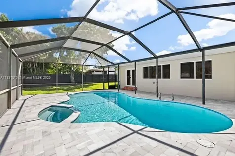 3333 Roosevelt Street Hollywood FL 33021
