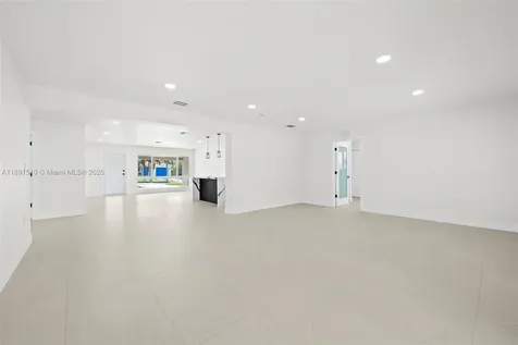 3333 Roosevelt Street Hollywood FL 33021