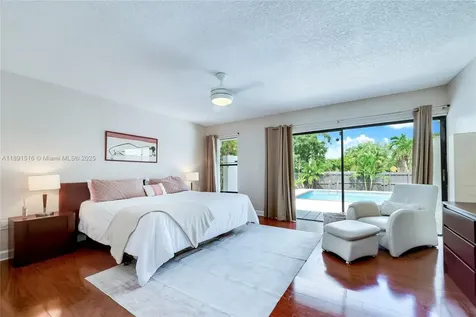 8345 SW 168th Terrace Palmetto Bay FL 33157