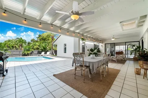 8345 SW 168th Terrace Palmetto Bay FL 33157
