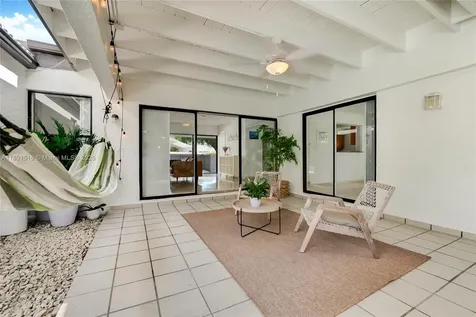 8345 SW 168th Terrace Palmetto Bay FL 33157