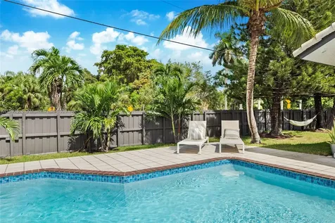 8345 SW 168th Terrace Palmetto Bay FL 33157