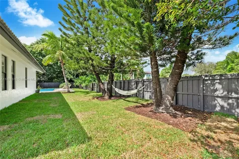 8345 SW 168th Terrace Palmetto Bay FL 33157