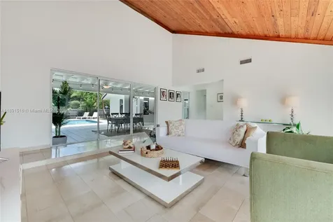 8345 SW 168th Terrace Palmetto Bay FL 33157