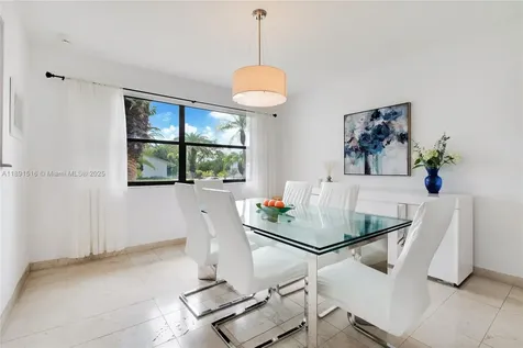 8345 SW 168th Terrace Palmetto Bay FL 33157