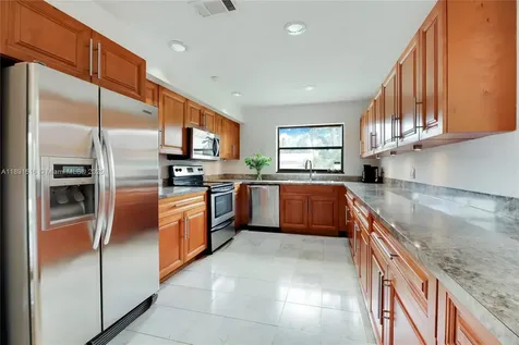 8345 SW 168th Terrace Palmetto Bay FL 33157