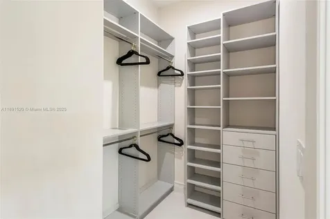 6529 SW 30th Street Miami FL 33155