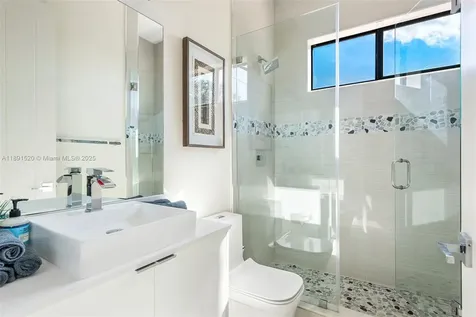 6529 SW 30th Street Miami FL 33155