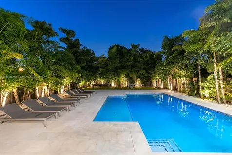 6529 SW 30th Street Miami FL 33155