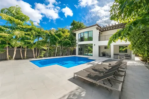 6529 SW 30th Street Miami FL 33155