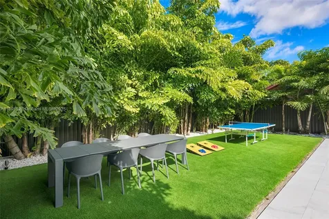 6529 SW 30th Street Miami FL 33155
