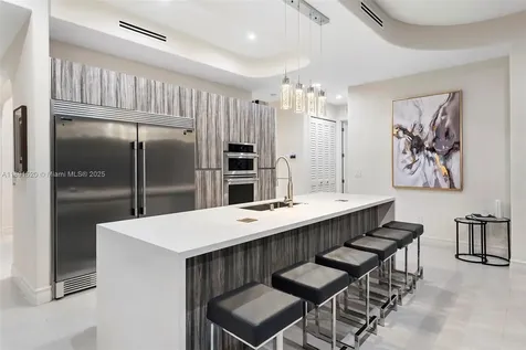 6529 SW 30th Street Miami FL 33155