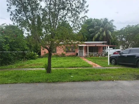 1310 NE 130th Street North Miami FL 33161