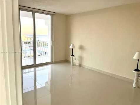 800 SE 20th Avenue Deerfield Beach FL 33441