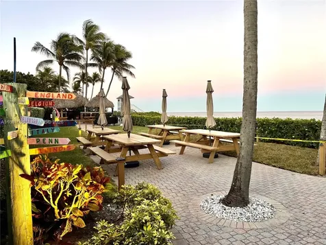 800 SE 20th Avenue Deerfield Beach FL 33441