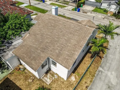 2100 SW 25th Street Miami FL 33133