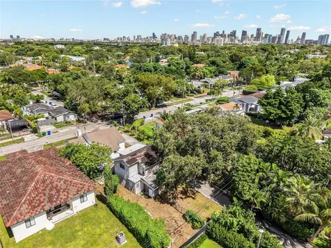 2100 SW 25th Street Miami FL 33133