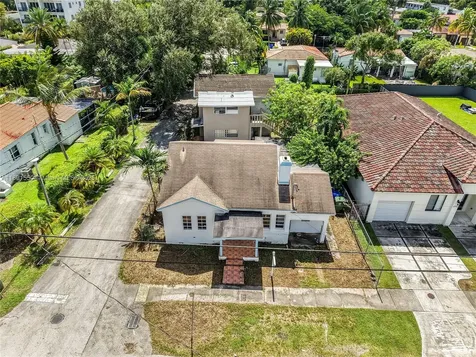 2100 SW 25th Street Miami FL 33133