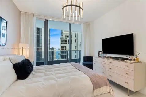 1000 Brickell Plaza Miami FL 33131