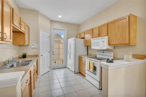 9141 Camden Gardens Street Orlando FL 32827
