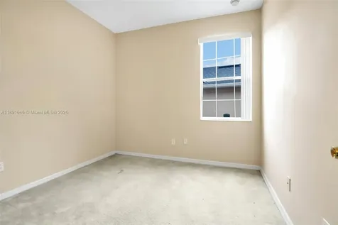 9141 Camden Gardens Street Orlando FL 32827