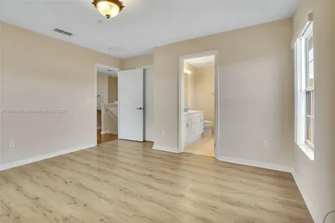 9141 Camden Gardens Street Orlando FL 32827