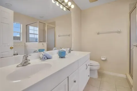 9141 Camden Gardens Street Orlando FL 32827