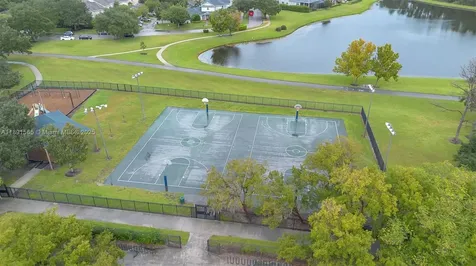 9141 Camden Gardens Street Orlando FL 32827