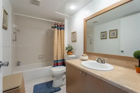 1400 SW 131st Way Pembroke Pines FL 33027