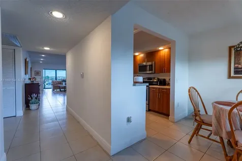 1400 SW 131st Way Pembroke Pines FL 33027