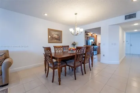 1400 SW 131st Way Pembroke Pines FL 33027