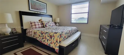1530 Whitehall Drive Davie FL 33324