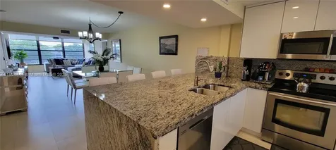 1530 Whitehall Drive Davie FL 33324