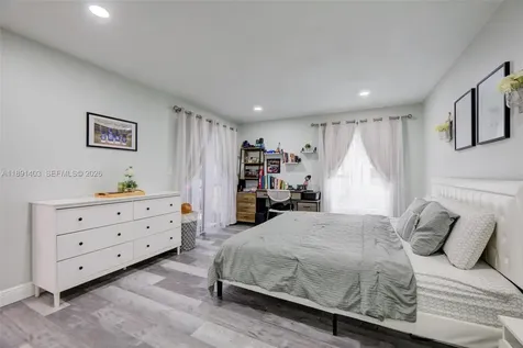 4249 S Carambola Circle S Coconut Creek FL 33066