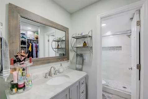 4249 S Carambola Circle S Coconut Creek FL 33066