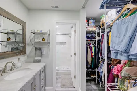 4249 S Carambola Circle S Coconut Creek FL 33066